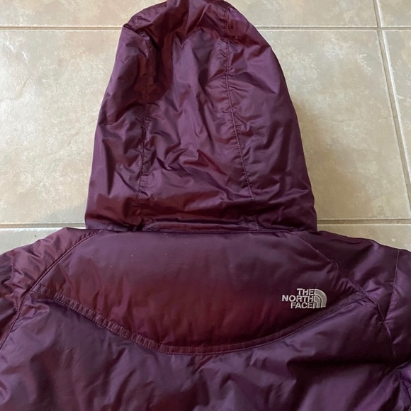 The North Face purple puffer - Picture 7 of 7